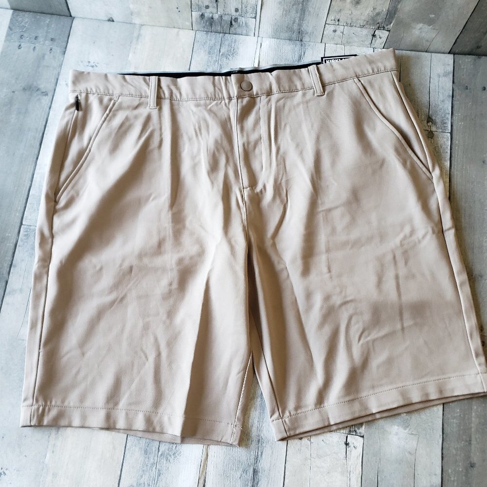 NWT - Kirkland Performance Short in Khaki - Size 40
